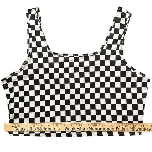 Black & White Checkerboard Crop Top Tank Women’s Size XL 16 Geometric Y2K - Picture 4 of 6
